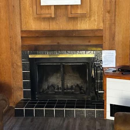 Views Inside Yosemite-Timber Lodge-Sleeps 6 Yosemite West Ngoại thất bức ảnh